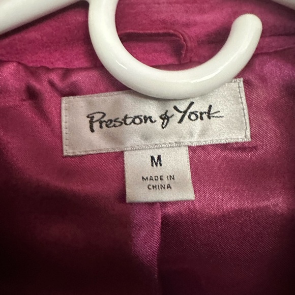 Raspberry pink suede jacket medium - Picture 2 of 2